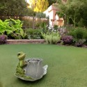 Żaba zielona siedząca z donicą osłonka żabka - 3