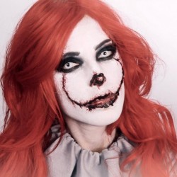 Makijaż prosty na halloween damski klaun zabójca