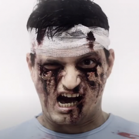 Makijaż łatwy na halloween męski pacjent zombie - 1