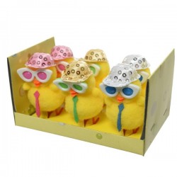 Kurczaki wielkanocne żółte w czapce i okularach - 2
